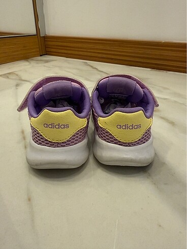 21 Beden çeşitli Renk Adidas kız bebek ayakkabı
