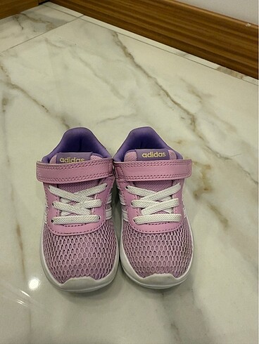 21 Beden Adidas kız bebek ayakkabı
