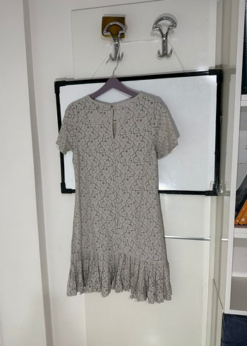 Dantel Detaylı Kısa Kollu Midi Elbise - Görsel 5