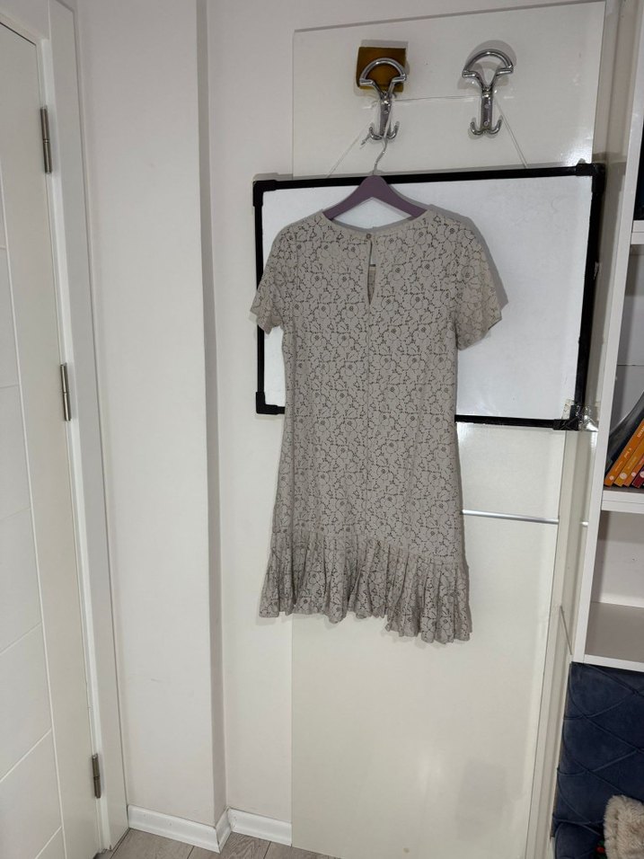 Dantel Detaylı Kısa Kollu Midi Elbise - Görsel 4