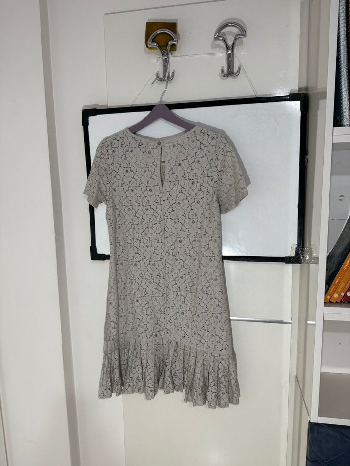 Dantel Detaylı Kısa Kollu Midi Elbise - Görsel 5