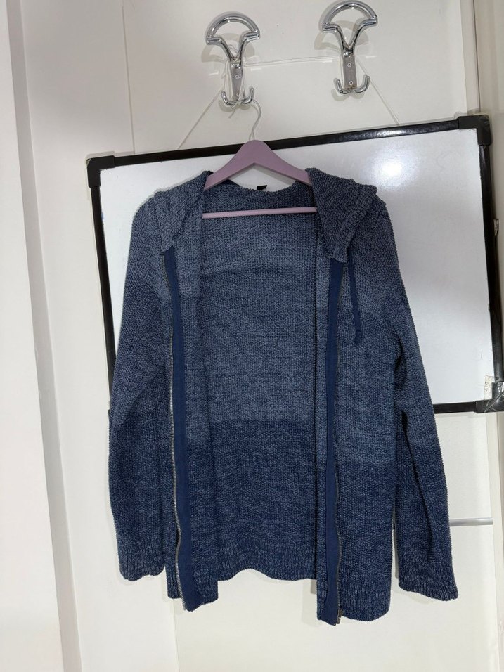 Gri Örgü Uzun Kollu Salaş Mavi Marka Hırka - Görsel 3