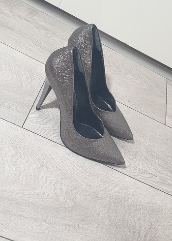 Gri Yılan Desenli Parlak Stiletto - Görsel 4