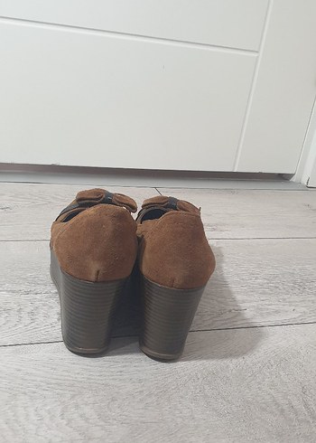 Kahverengi Deri Süet Dolgu Topuklu Kadın Ayakkabı - Görsel 7