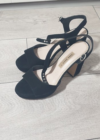 Siyah Zara Süet Platform Topuklu Kadın Ayakkabı - Görsel 2