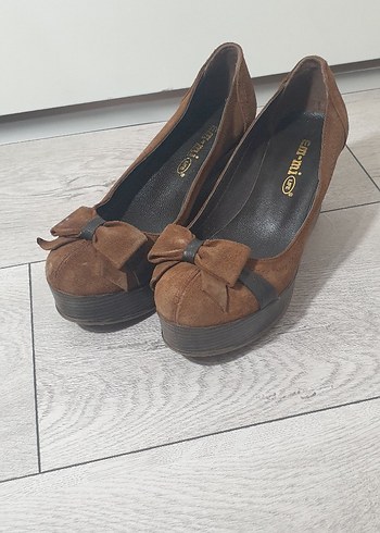 Kahverengi Deri Dolgu Topuklu Kadın Ayakkabı - Görsel 2