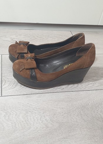 Kahverengi Deri Dolgu Topuklu Kadın Ayakkabı - Görsel 8