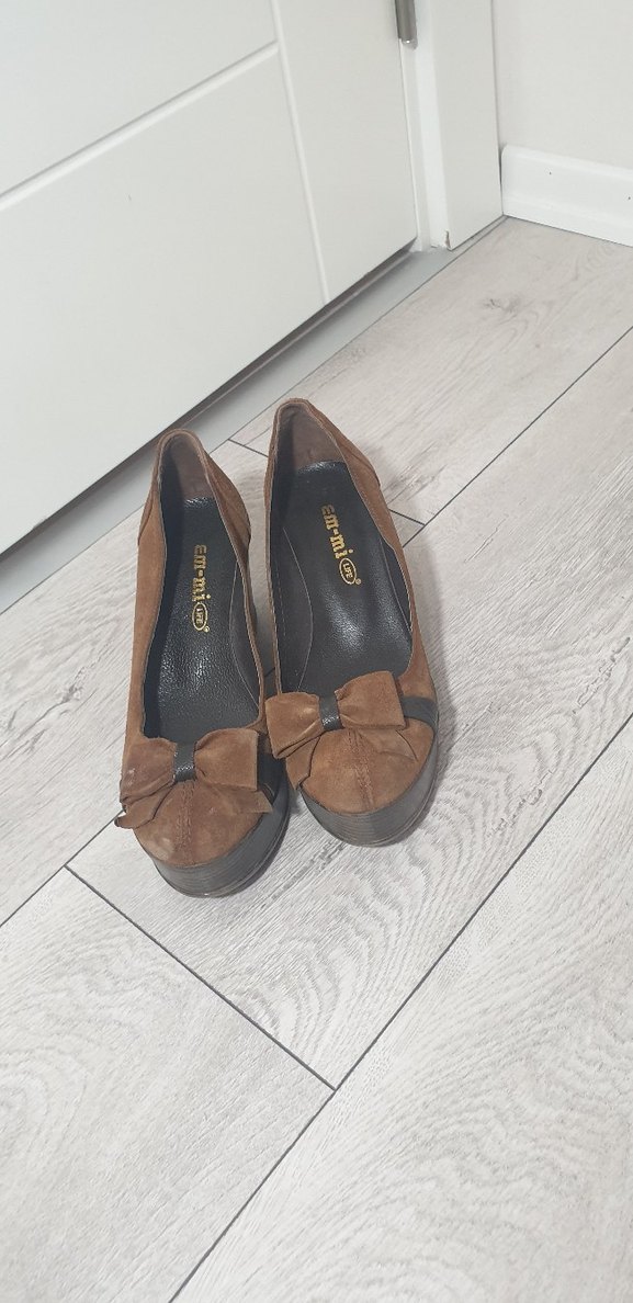 Kahverengi Deri Dolgu Topuklu Kadın Ayakkabı - Görsel 3