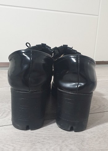 Siyah Deri Gotik Topuklu Kadın Ayakkabı - Görsel 8