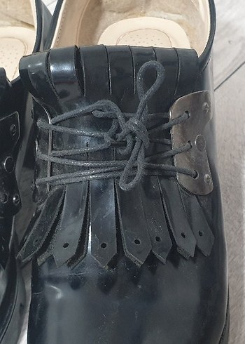 Siyah Tokalı Gotik Topuklu Kadın Ayakkabısı - Görsel 6