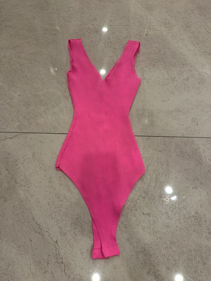 Pembe Body - Görsel 2