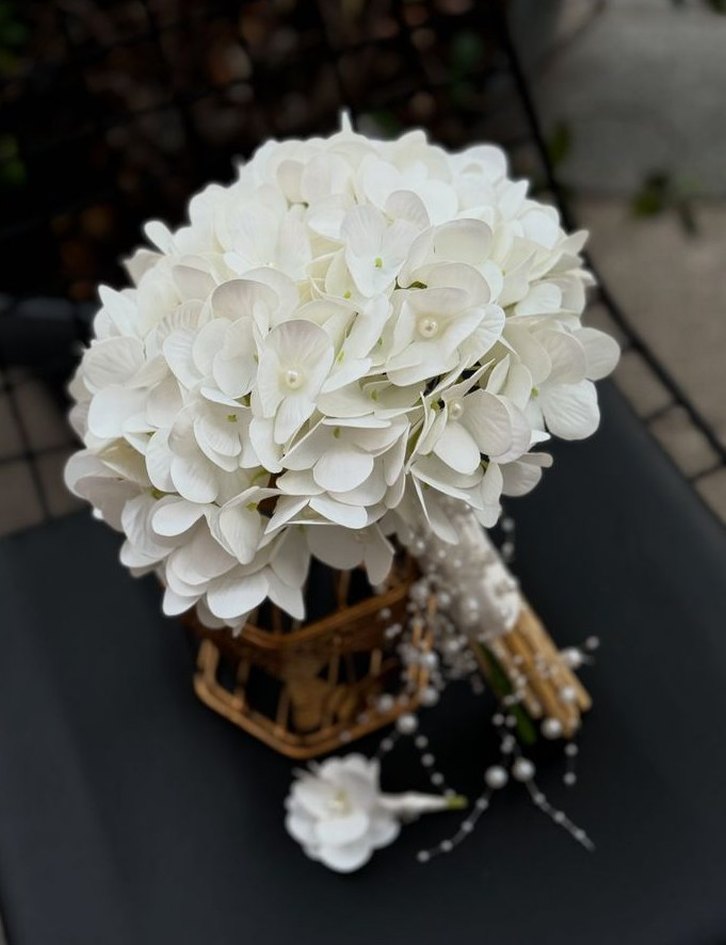 özel tasarım gelin çiçek - Görsel 2