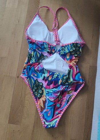 Renkli Drapeli Bağcıklı Kadın Mayo - Görsel 2