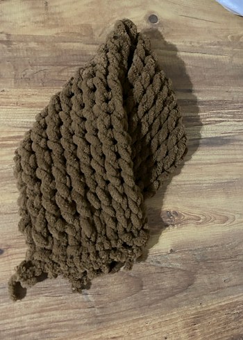 Kahverengi şal ve boyunluk - Görsel 9