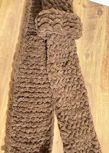 Kahverengi Örgü Kadın Atkı - Görsel 4