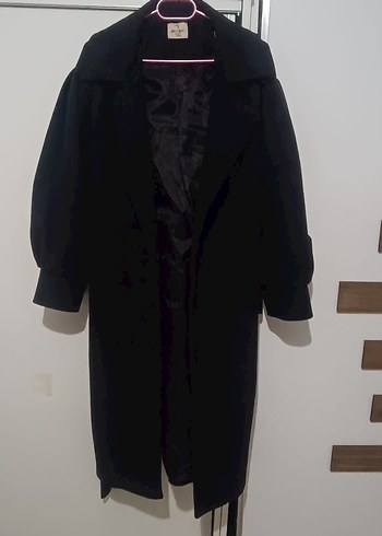 Siyah Kemerli Uzun Kadın Kaban - Görsel 3