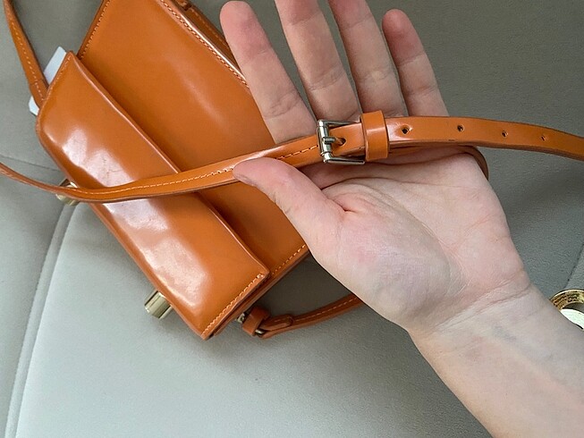 Zara çanta