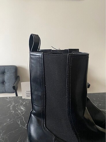 38 Beden Zara bot
