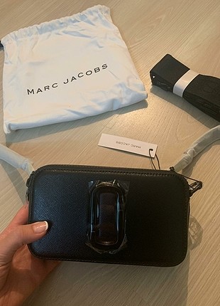 Marc Jacobs Çapraz Askılı Çanta Siyah