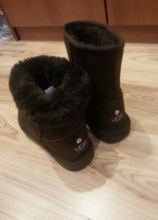 Ugg Hiç giyilmemiş,temiz, kutusunda UGG / Renk acı kahve