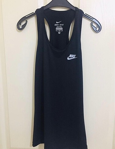 Nike spor atlet