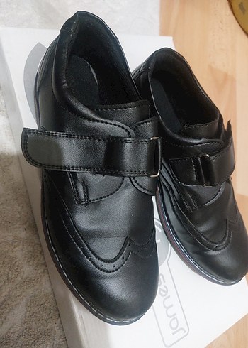 Çocuk Siyah Kemerli Özel Ayakkabı - Görsel 2