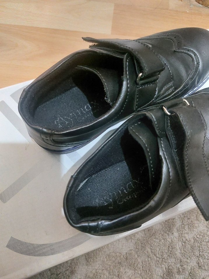 Çocuk Siyah Kemerli Özel Ayakkabı - Görsel 3