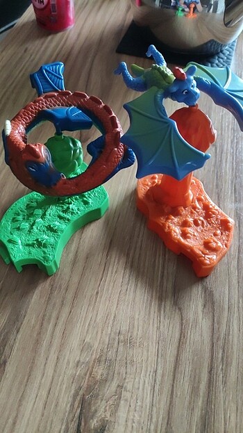 Dinozor