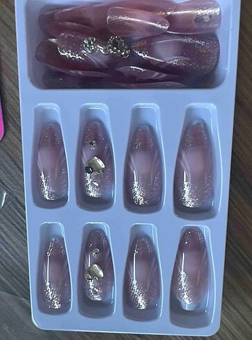 Takma Tırnak - Görsel 2