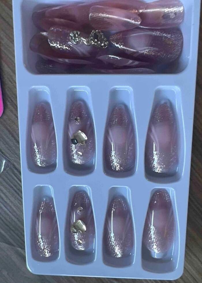 Takma Tırnak - Görsel 2