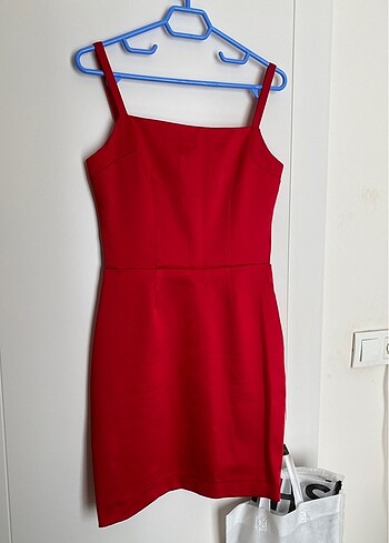 KIRMIZI SATEN MİNİ ELBİSE ABİYE - Görsel 2