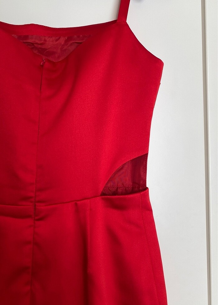 KIRMIZI SATEN MİNİ ELBİSE ABİYE - Görsel 3