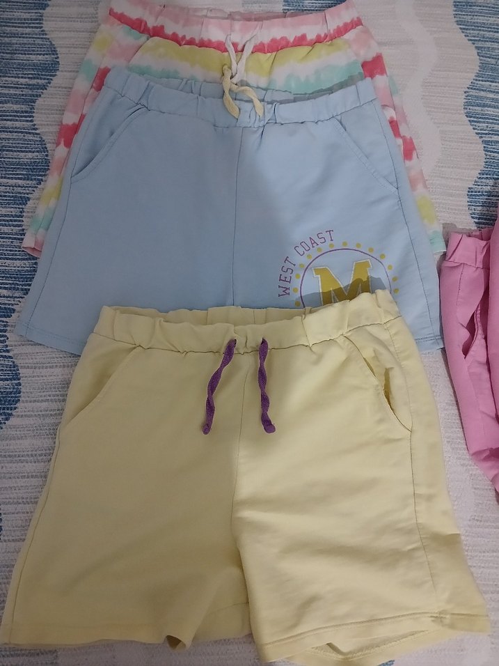 Kız Çocuk Renkli Bağcıklı Şort Seti 4 ad - Görsel 3