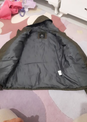 haki Kapüşonlu ince mont - Görsel 8