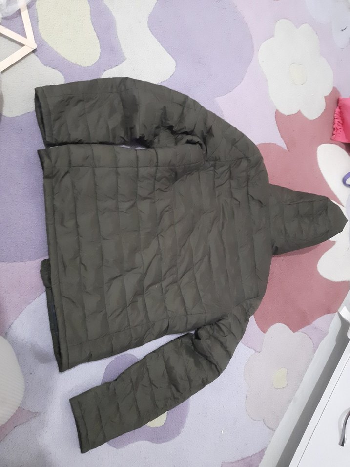 haki Kapüşonlu ince mont - Görsel 4