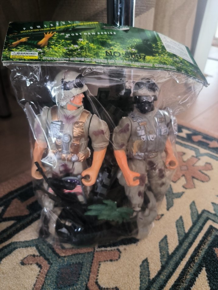 Kara Asker Figürleri Seti Oyuncak - Görsel 2