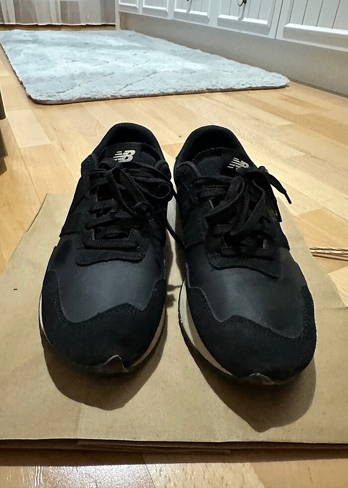 New Balance 44 Numara Erkek Ayakkabı - Görsel 2