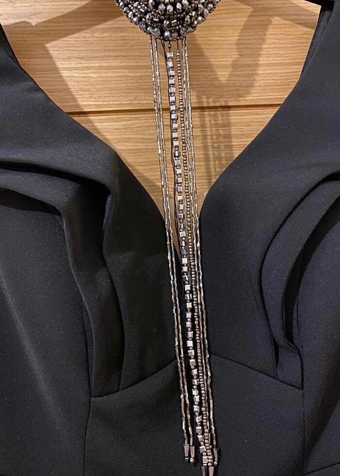 Siyah-Gri Bir Kere Kullanılmış Abiye - Görsel 5