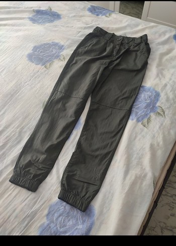 m Beden yeşil Renk Kot pantolon