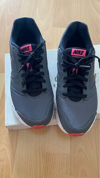 Nike Ayakkabı