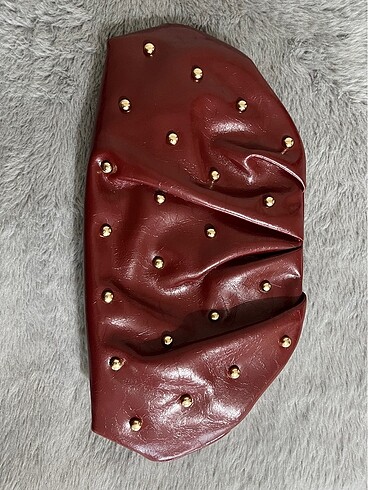 Bordo el çantası