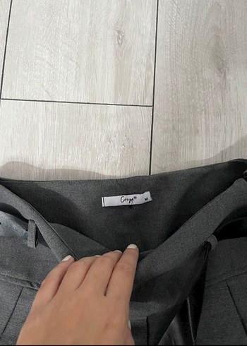 m Beden Gri Kemerli Midi Mini Etek