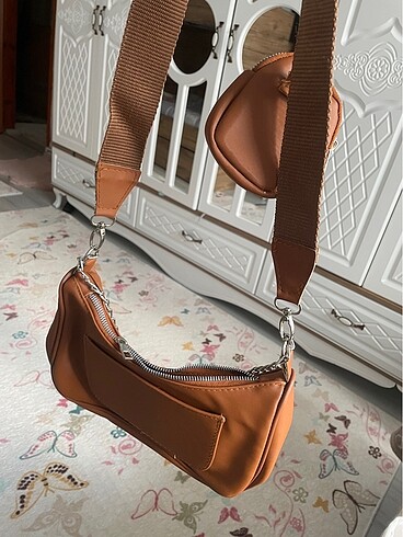 Prada Çanta