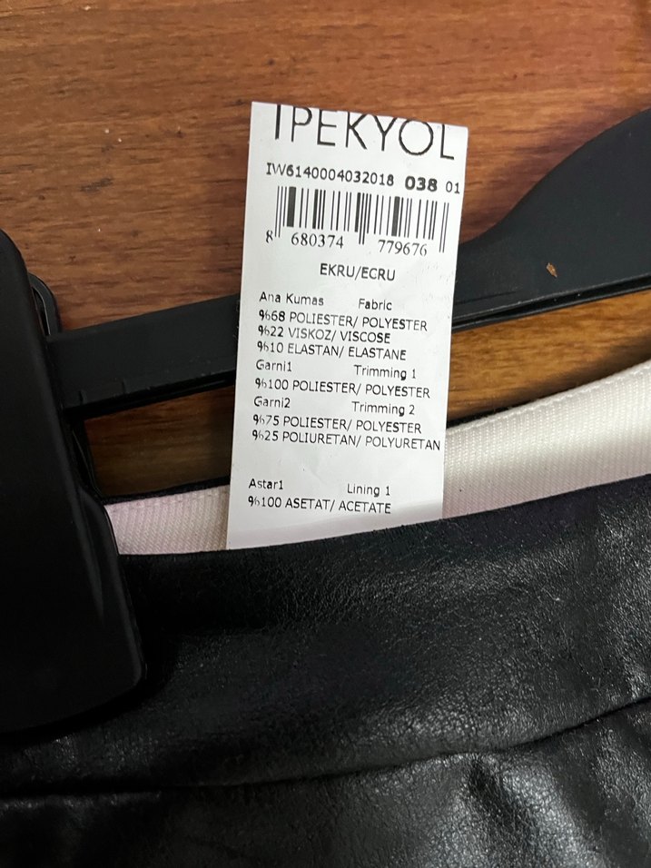 Beyaz Siyah Deri Detaylı Midi Kalem Etek - Görsel 4