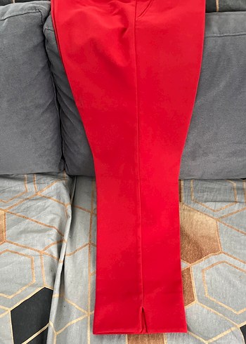 Düğmeli Kırmızı Midi Kumaş Kadın Pantolon - Görsel 5
