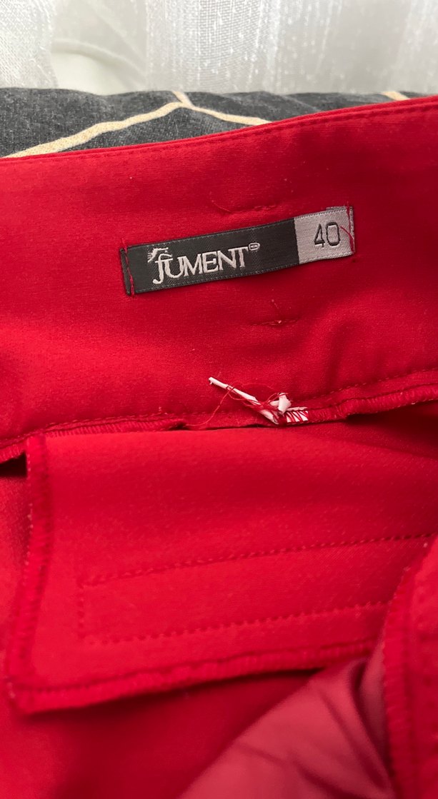 Düğmeli Kırmızı Midi Kumaş Kadın Pantolon - Görsel 3