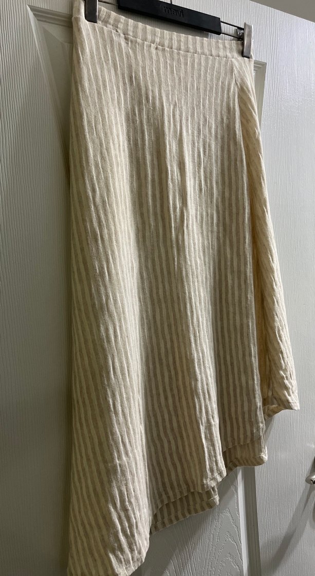 Düğmeli Bej Keten Etek - Görsel 4