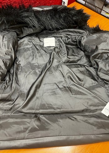 Siyah  Kürklü Kadın Kışlık Mont - Görsel 4