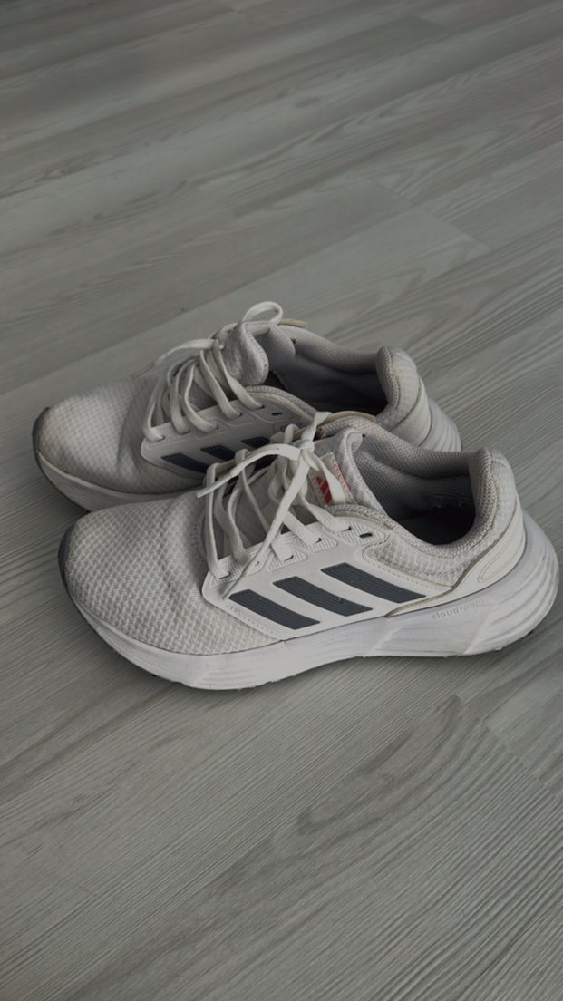 Beyaz Bağcıklı Kadın Spor Ayakkabı - Görsel 2