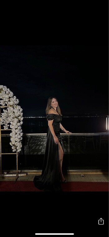 l Beden Siyah gece elbisesi